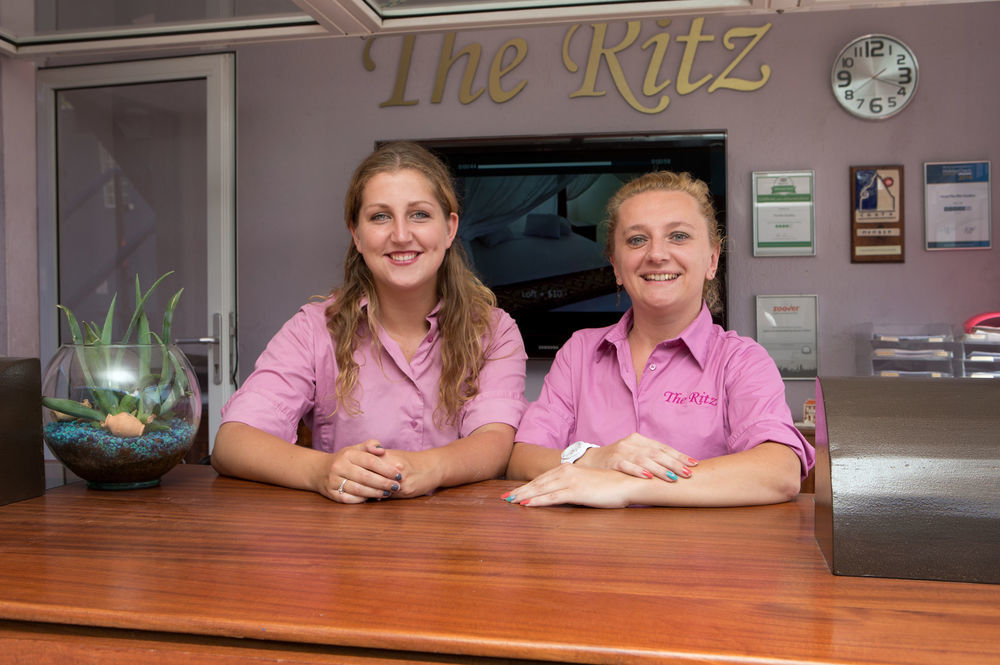 The Ritz Hostel Виллемстад Экстерьер фото